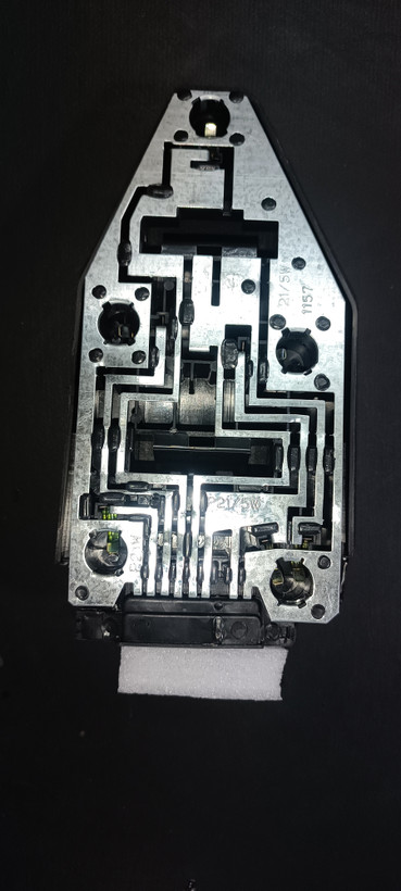 مدار چراغ خطر 405