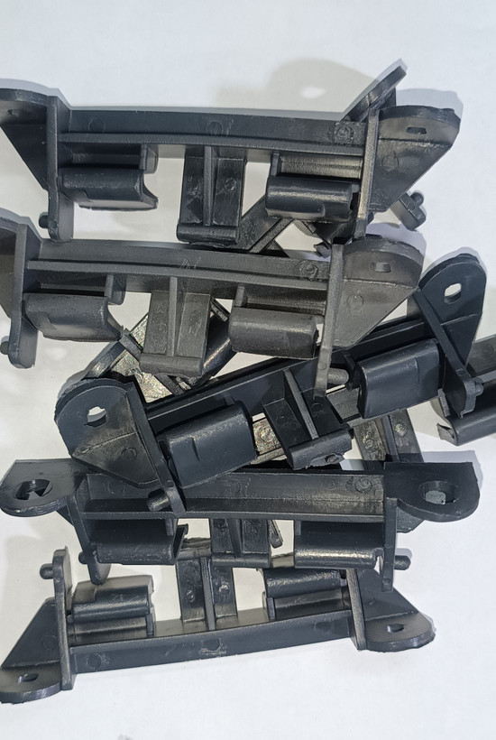 لولای درب بیرونی باک پژو 405 و پارس
